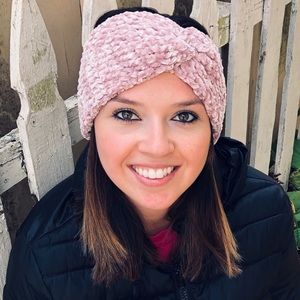 Meet your Posher, Felisha